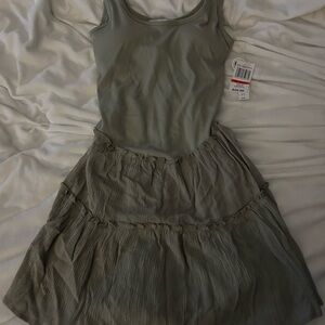 Green Sleeveless Dress with padding